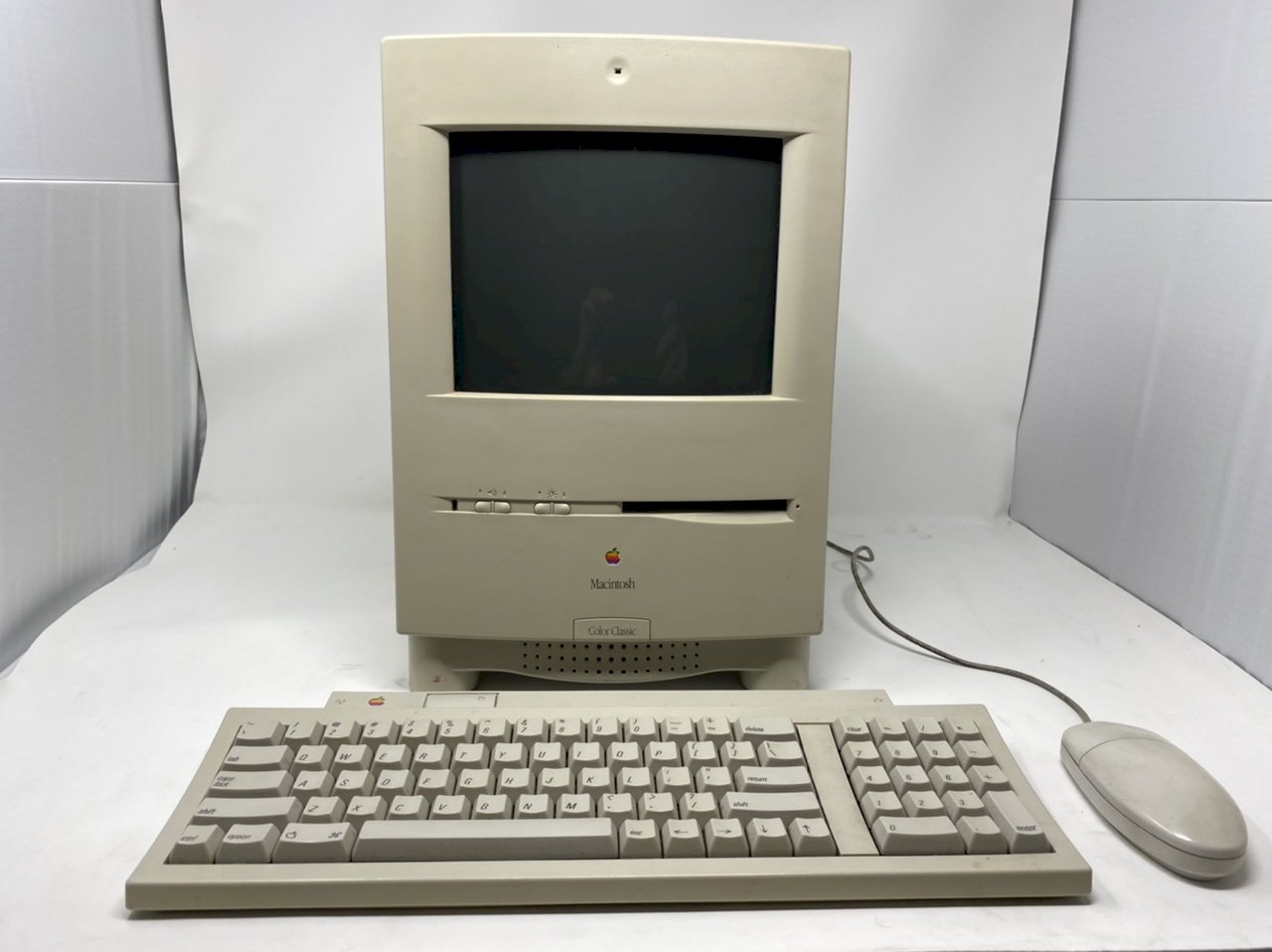 PC Galore | Apple Macintosh Colour Classic